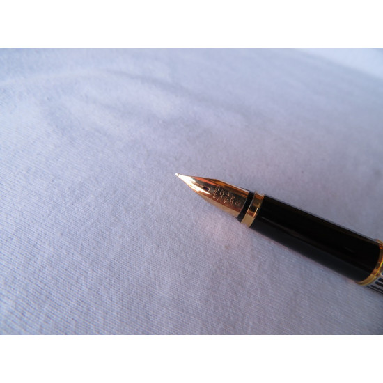 Pilot Pocket Formal Crosshatch Sterling Silver M töltőtoll Pilot Pocket Formal Crosshatch Sterling Silver M töltőtoll