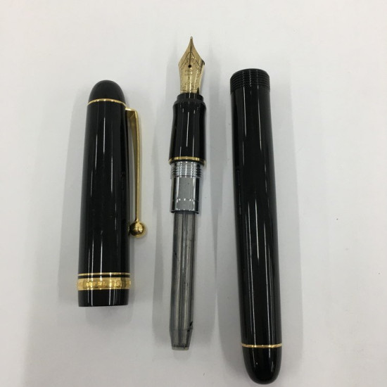 Pilot Custom 74 F töltőtoll